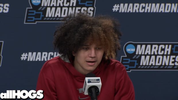 031523-Anthony Black-Davonte Davis-NCAA 1 Pre-ah